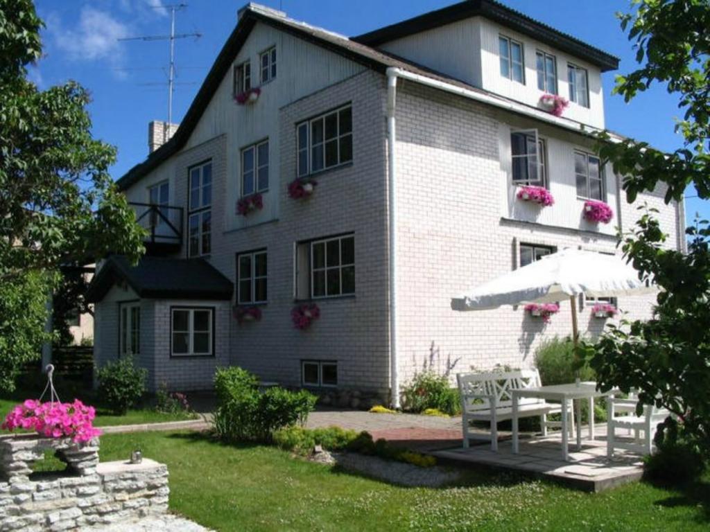 White Villa Tallinn Buitenkant foto